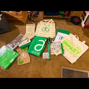 Arbonne lot